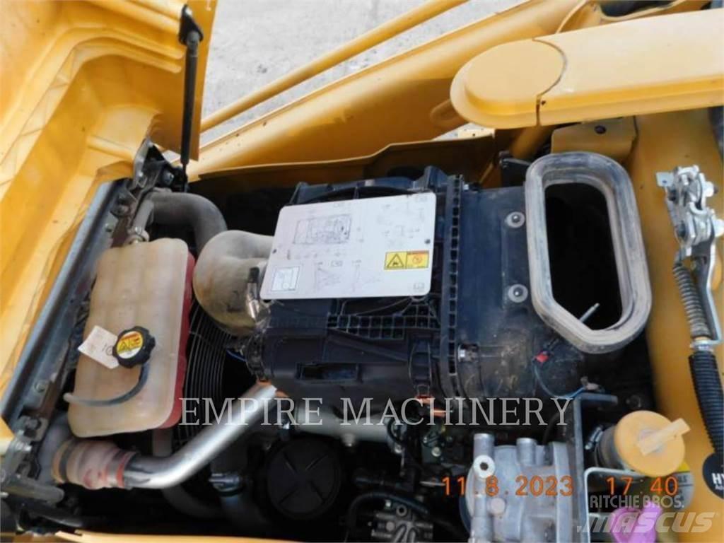 CAT 416F2 4EO Экскаваторы-погрузчики