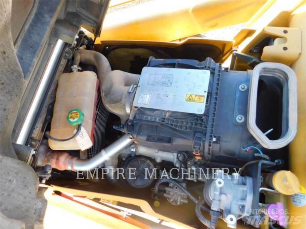 CAT 416F2 4EOP Экскаваторы-погрузчики