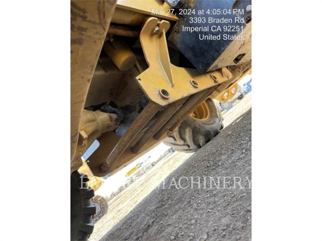 CAT 416F2 4EOP Экскаваторы-погрузчики