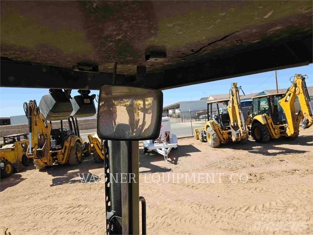 CAT 416F2ST Экскаваторы-погрузчики