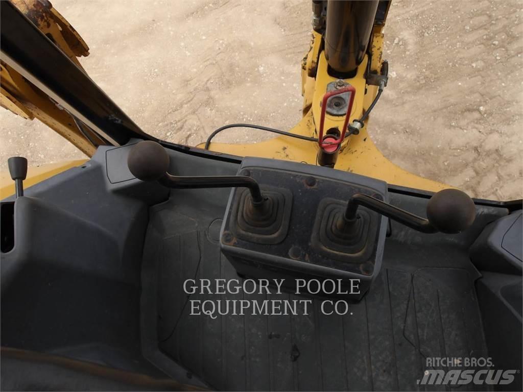 CAT 416F2ST Экскаваторы-погрузчики