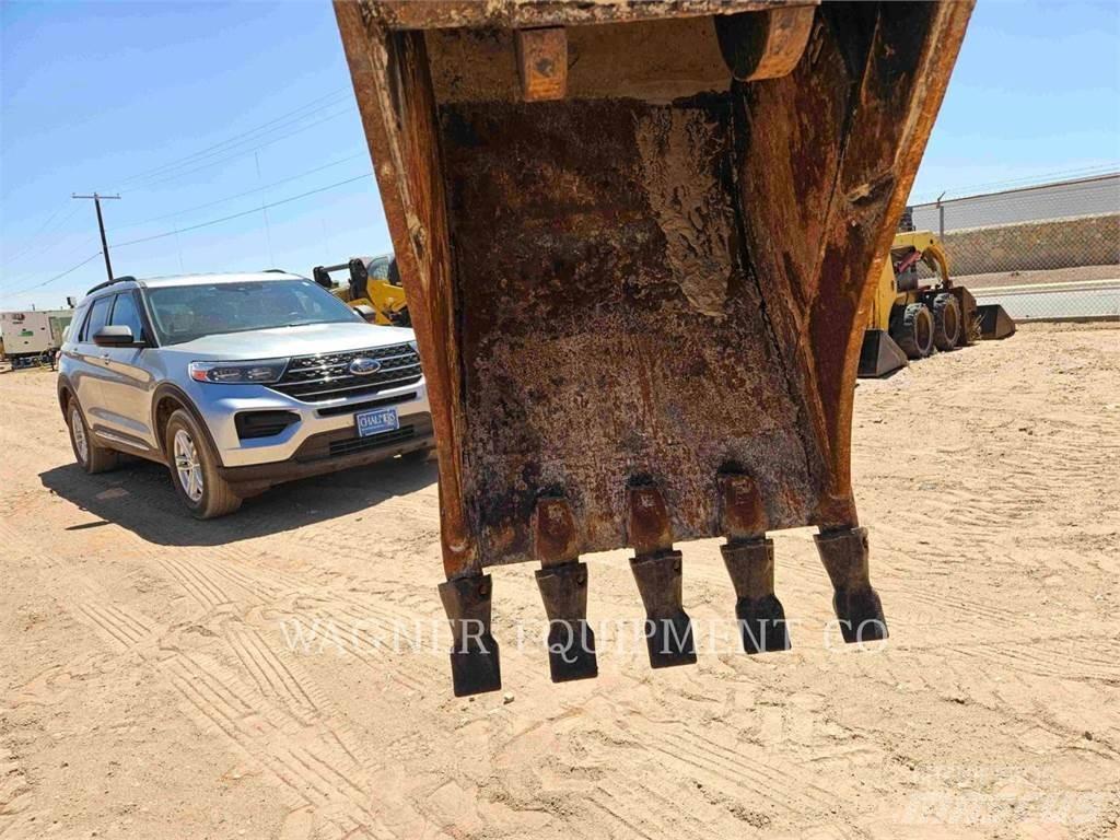 CAT 416F2ST Экскаваторы-погрузчики