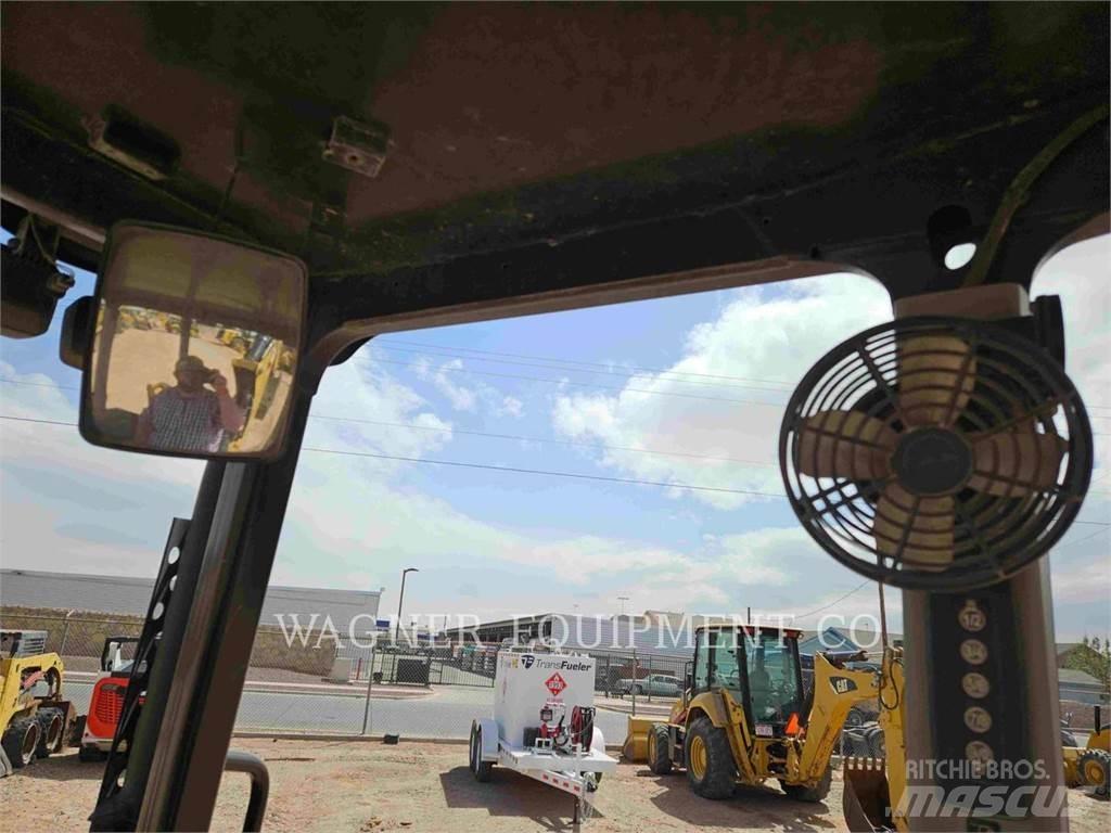 CAT 416F2ST Экскаваторы-погрузчики