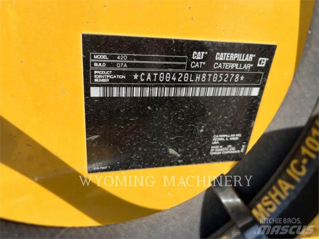 CAT 420 Экскаваторы-погрузчики