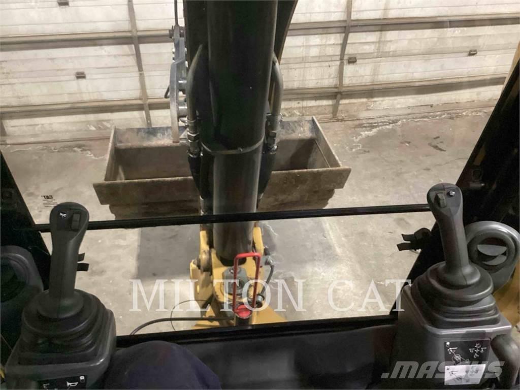 CAT 420 Экскаваторы-погрузчики