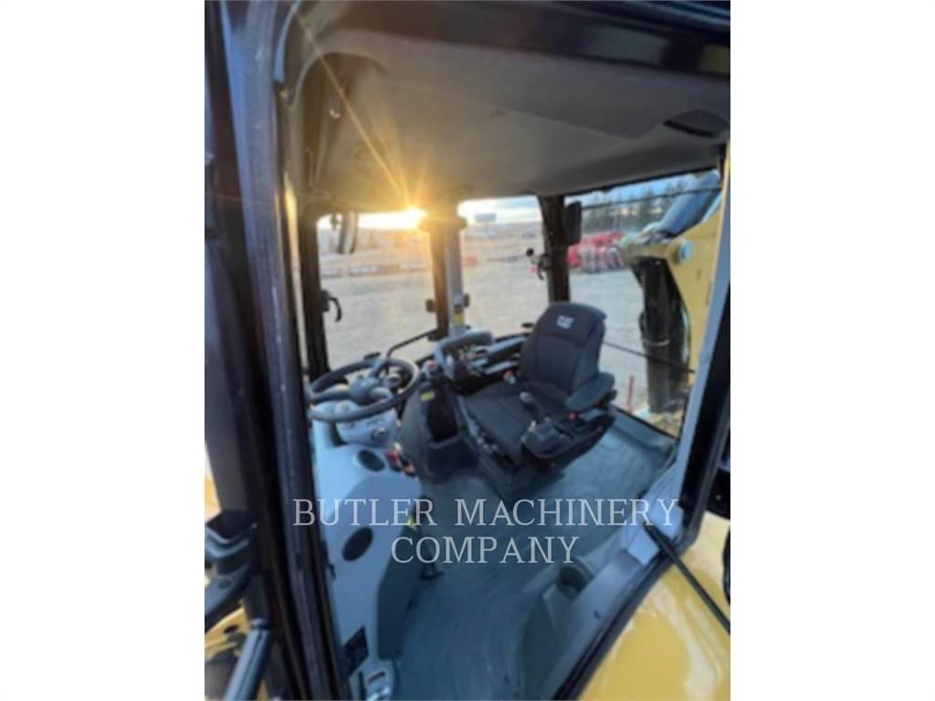 CAT 420 Экскаваторы-погрузчики