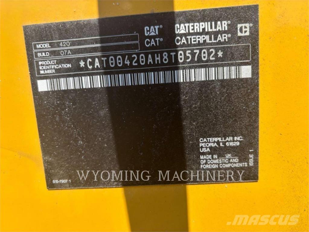 CAT 420 Экскаваторы-погрузчики