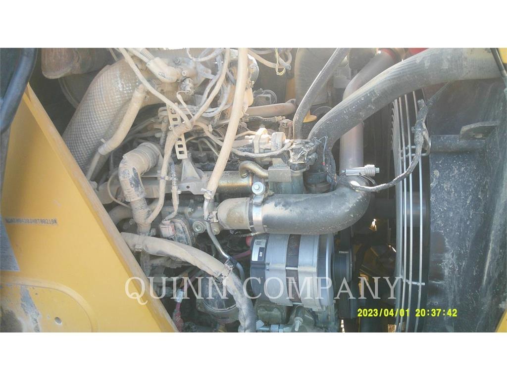 CAT 420 Экскаваторы-погрузчики