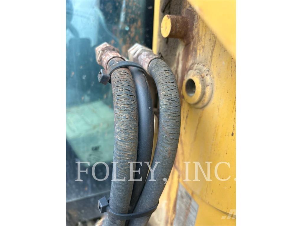 CAT 420-07XE Экскаваторы-погрузчики