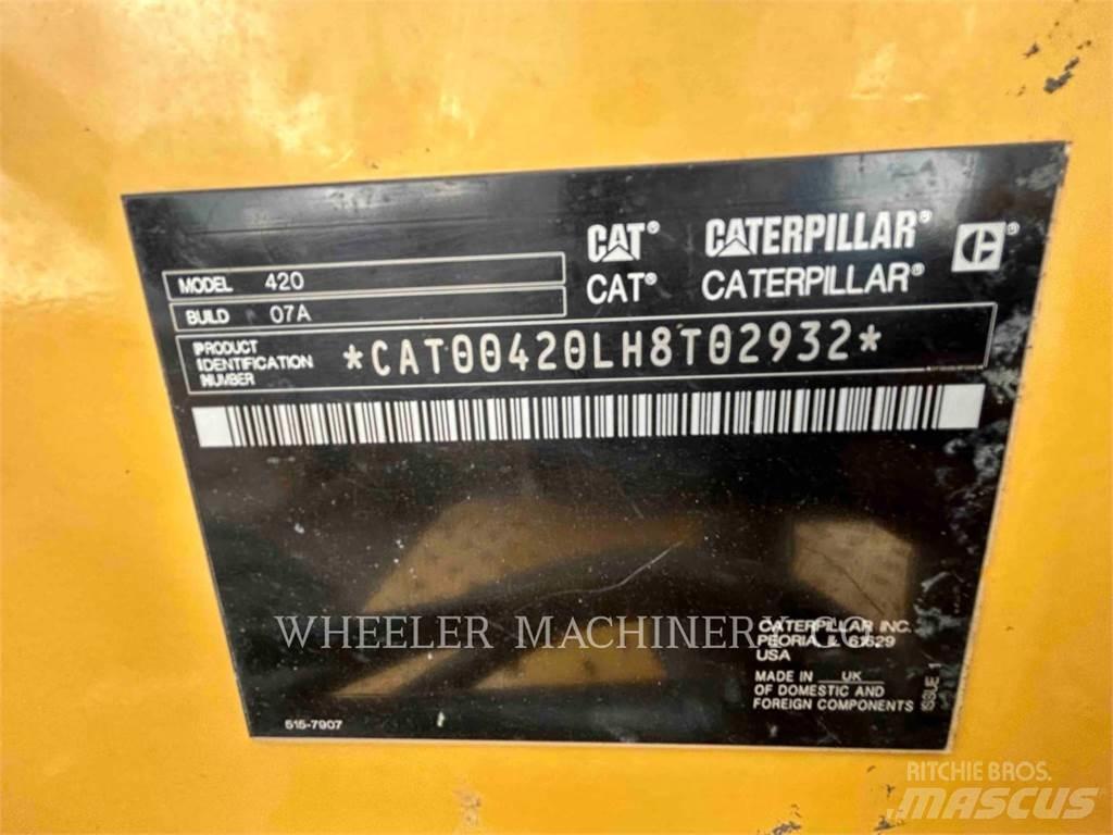CAT 420 CF Экскаваторы-погрузчики