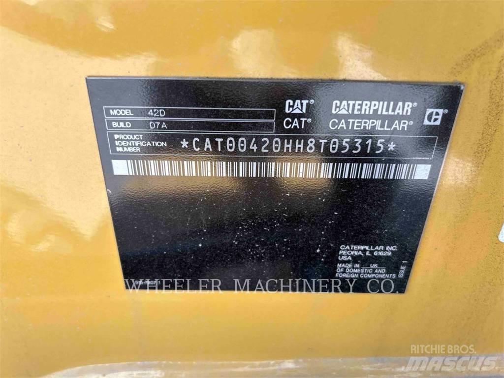 CAT 420 CF Экскаваторы-погрузчики
