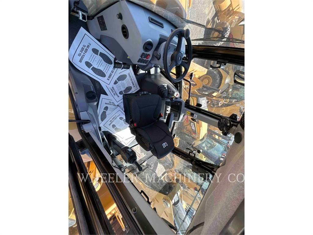 CAT 420 CF Экскаваторы-погрузчики