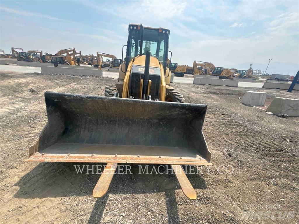 CAT 420 IT CF Экскаваторы-погрузчики