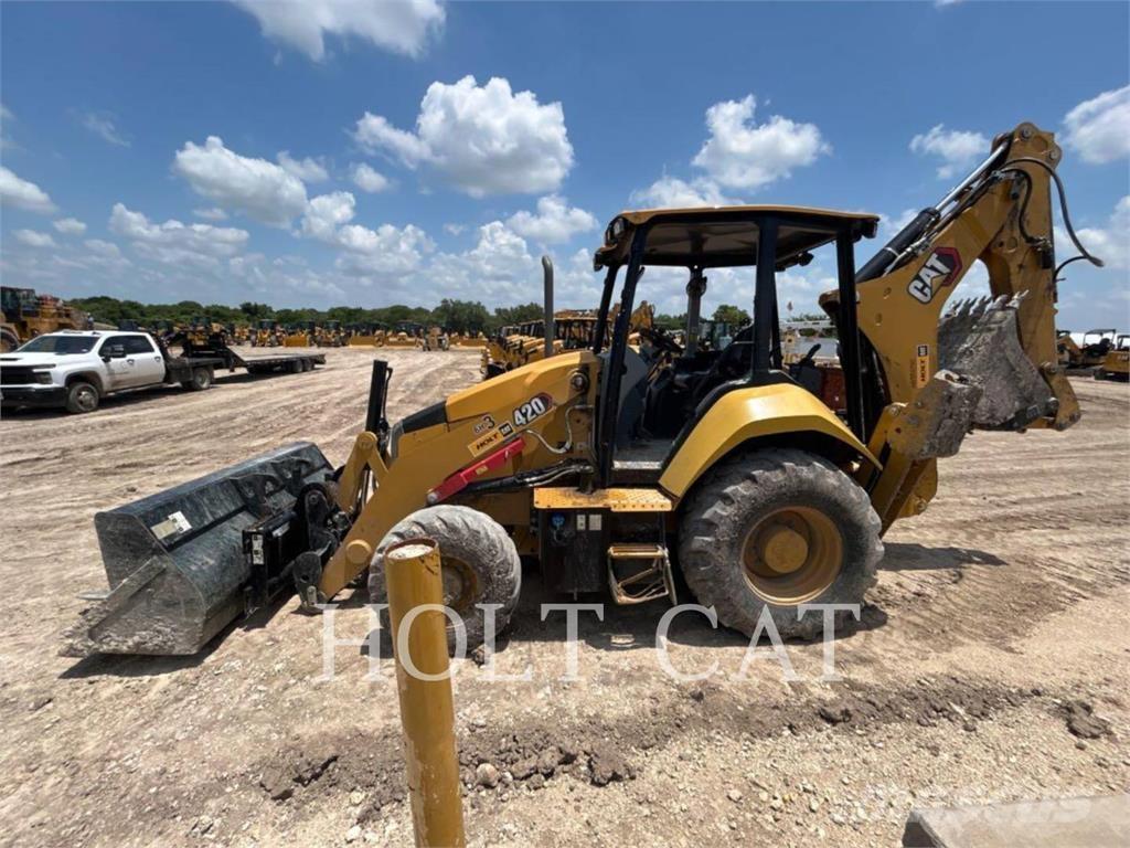 CAT 420 IT4SX Экскаваторы-погрузчики