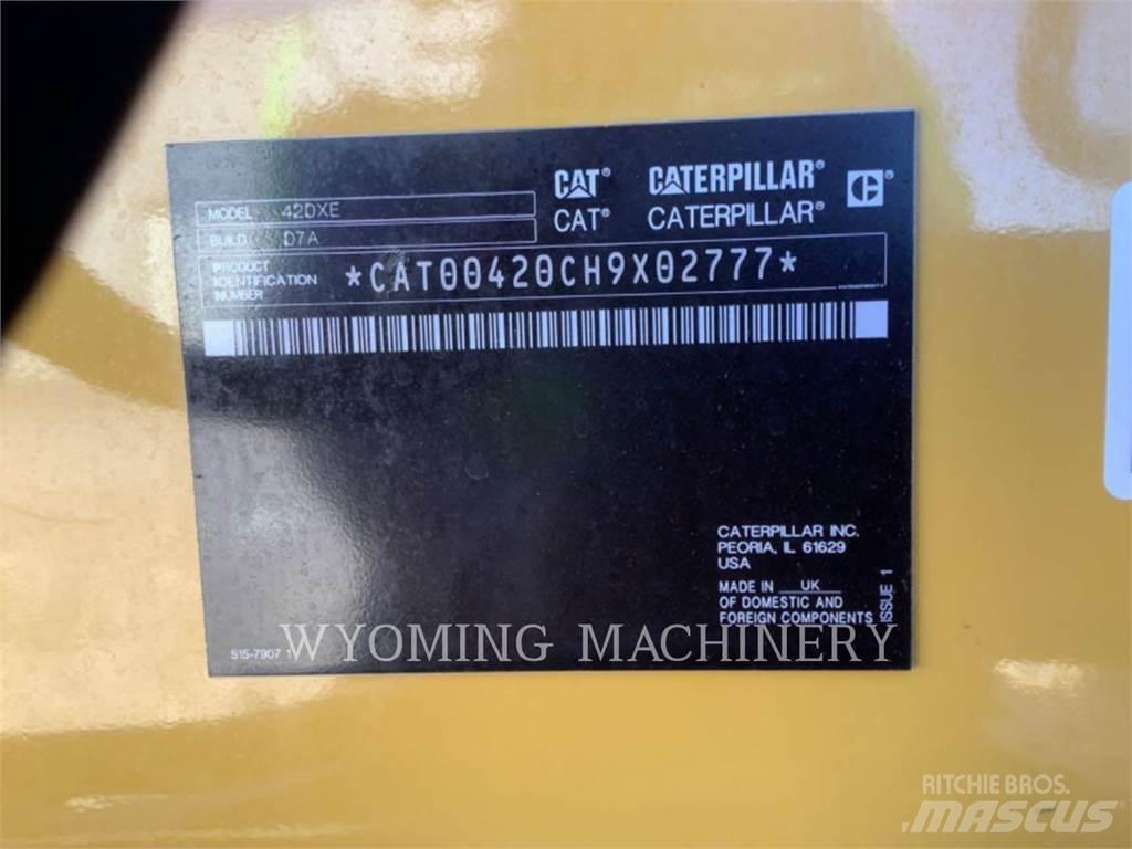 CAT 420 XE Экскаваторы-погрузчики