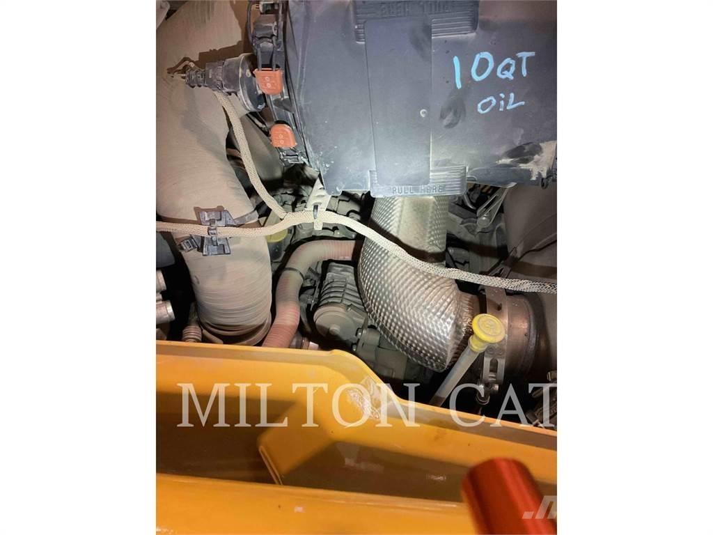 CAT 420 XE Экскаваторы-погрузчики