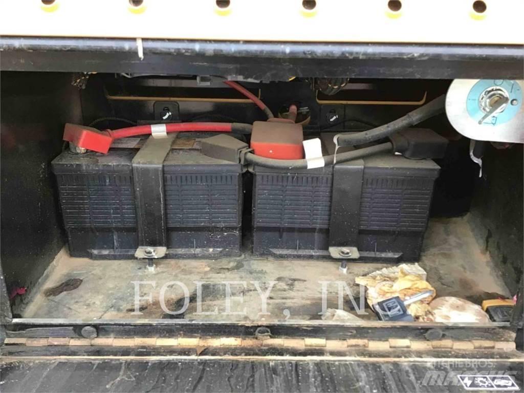 CAT 42007 Экскаваторы-погрузчики