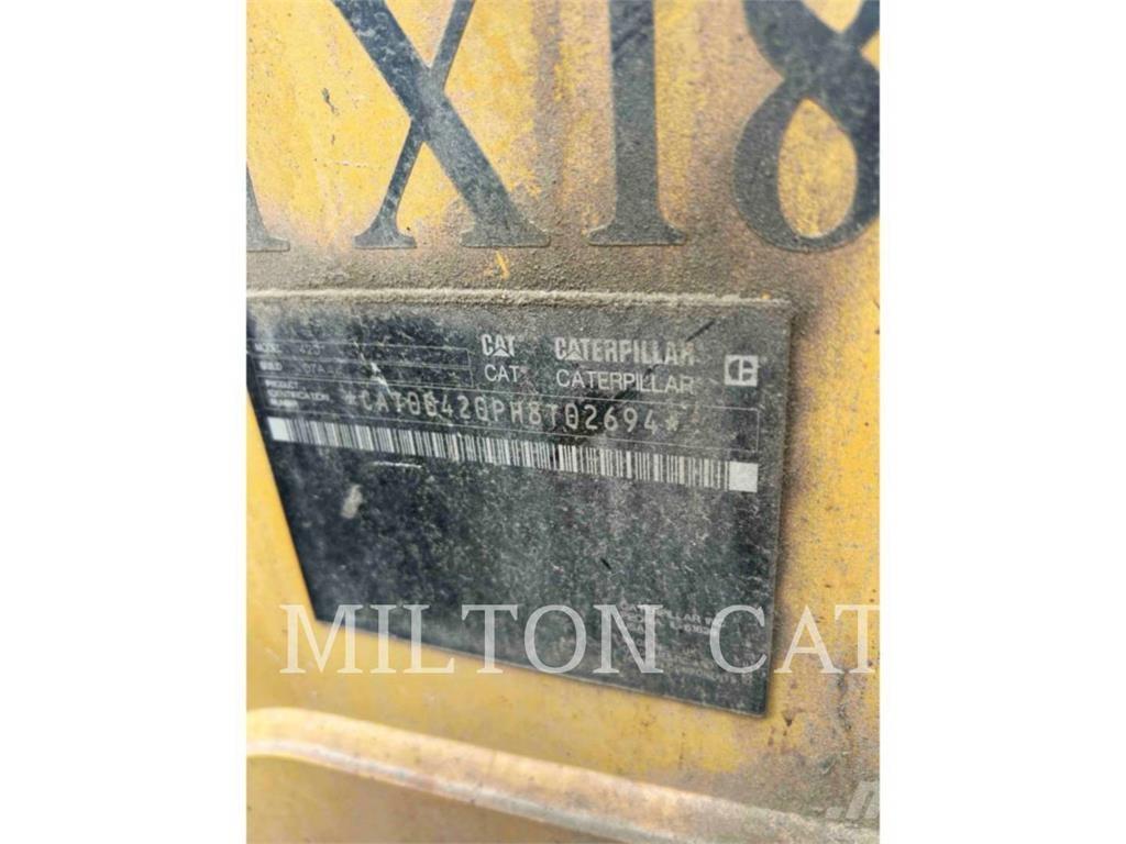 CAT 42007 Экскаваторы-погрузчики