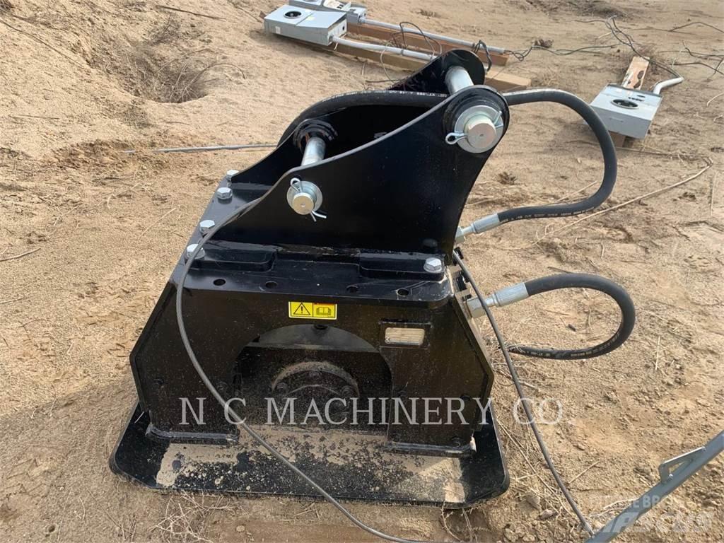 CAT 420F 4ECB Экскаваторы-погрузчики