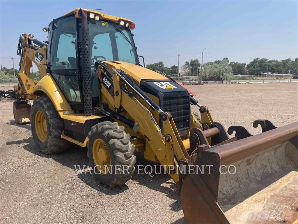 CAT 420F IT4WE Экскаваторы-погрузчики