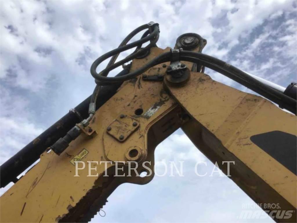 CAT 420F2 Экскаваторы-погрузчики