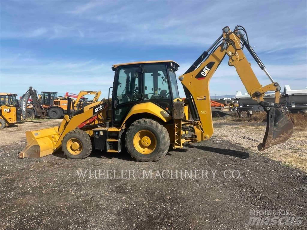 CAT 420F2 Экскаваторы-погрузчики