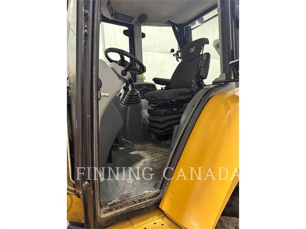 CAT 420F2 Экскаваторы-погрузчики