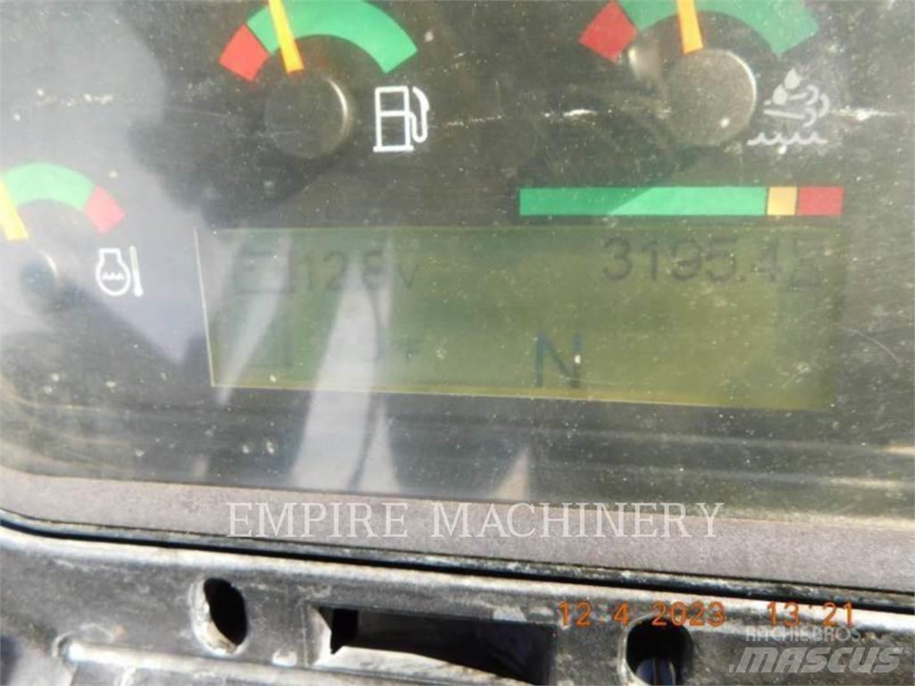 CAT 420F2 4EO Экскаваторы-погрузчики