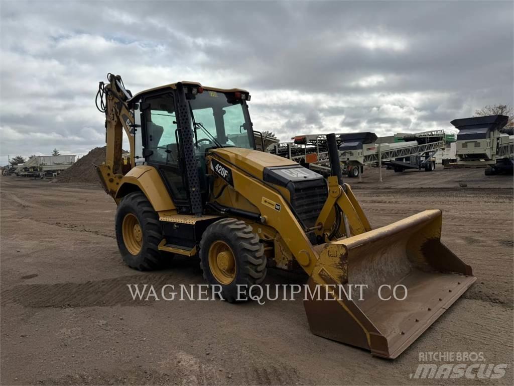 CAT 420F2 4WDE Экскаваторы-погрузчики
