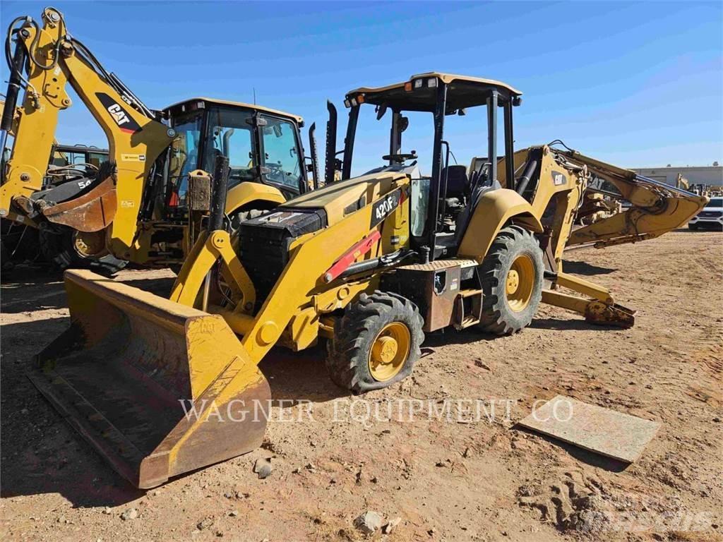 CAT 420F2 4WDE Экскаваторы-погрузчики