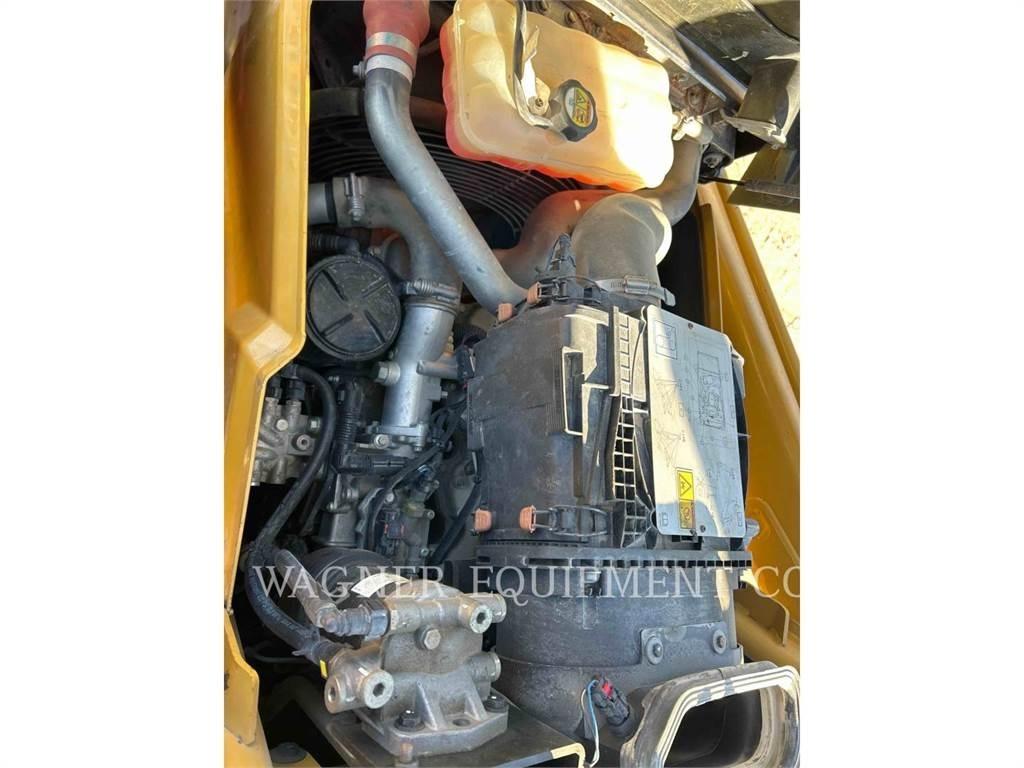 CAT 420F2 4WDE Экскаваторы-погрузчики