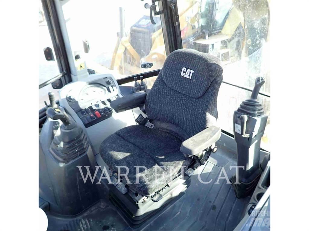 CAT 420F2 AE4T Экскаваторы-погрузчики