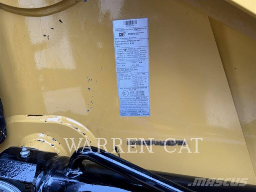 CAT 420F2 AE4T Экскаваторы-погрузчики