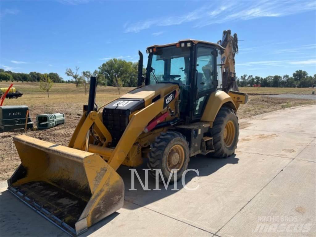 CAT 420F2 ST Экскаваторы-погрузчики