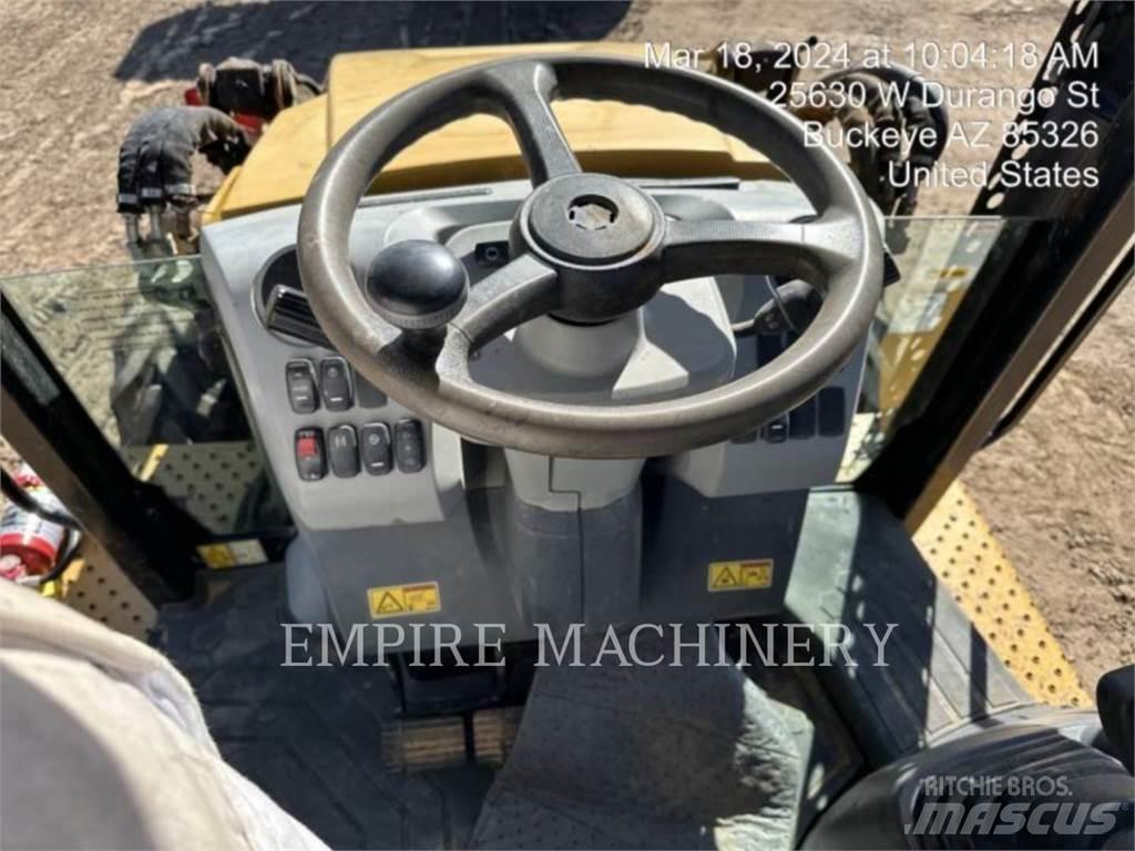 CAT 420F24EOIP Экскаваторы-погрузчики