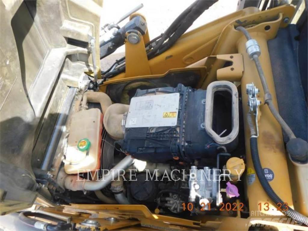 CAT 420F24EOIP Экскаваторы-погрузчики