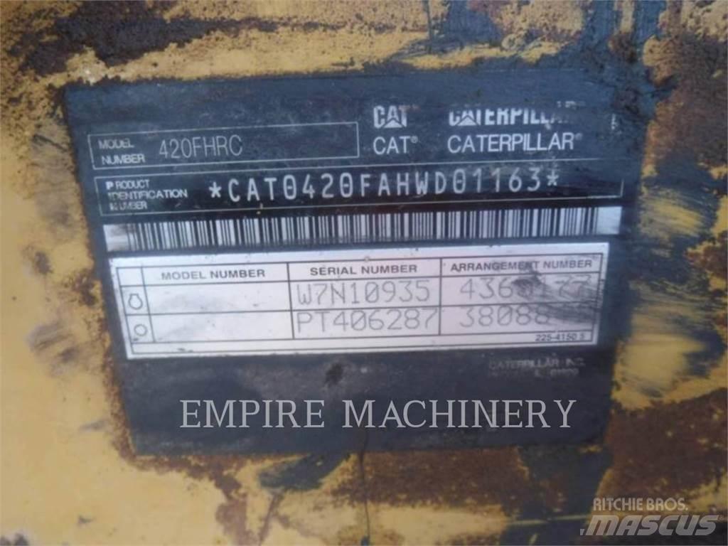 CAT 420F2E4OIP Экскаваторы-погрузчики