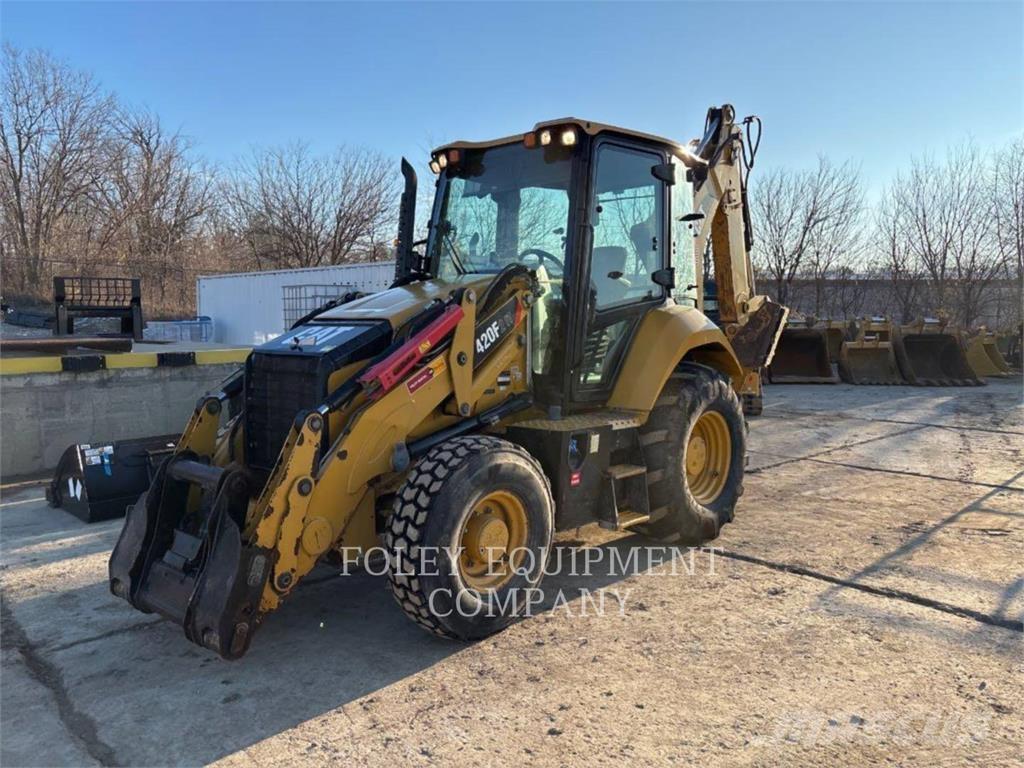 CAT 420F2IT Экскаваторы-погрузчики