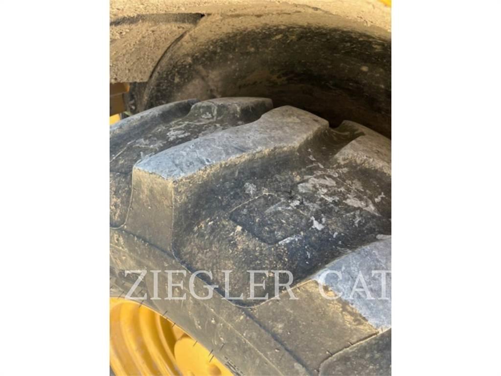 CAT 420F2IT Экскаваторы-погрузчики