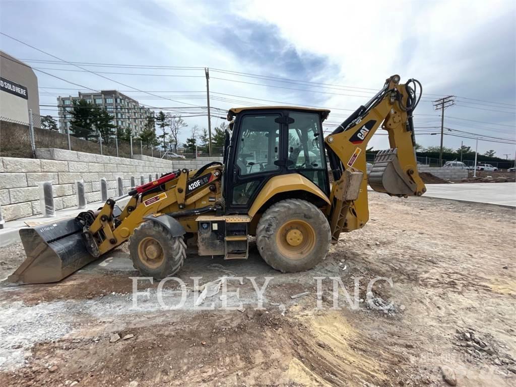 CAT 420F2IT Экскаваторы-погрузчики