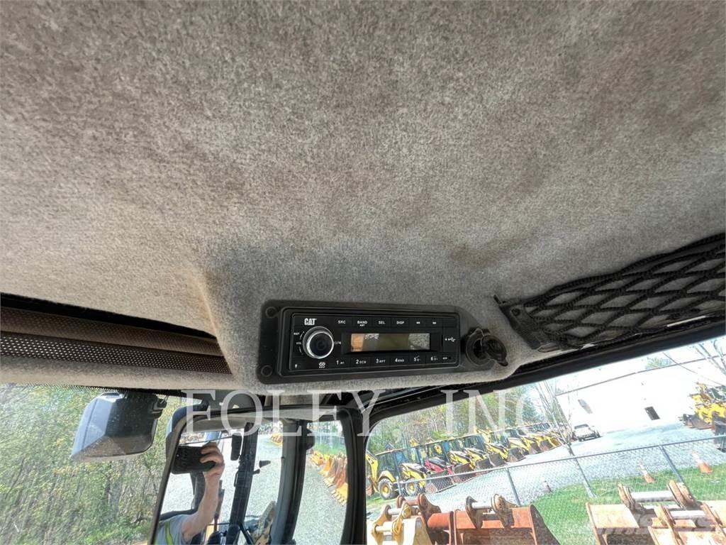 CAT 420F2IT Экскаваторы-погрузчики