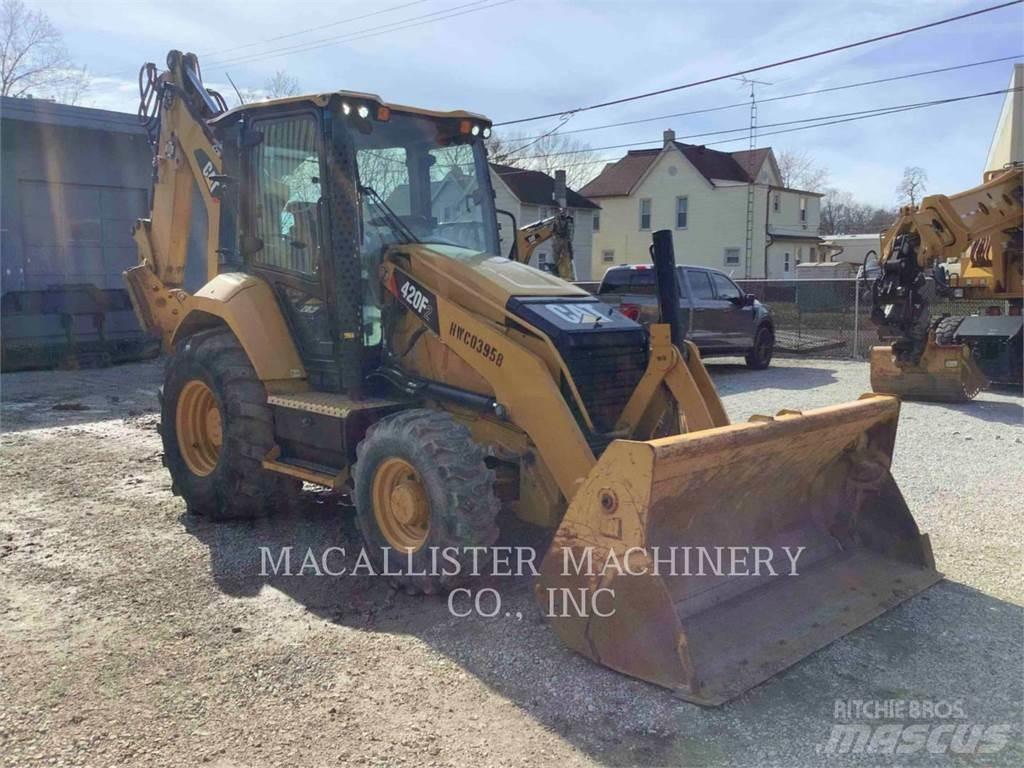 CAT 420F2ST Экскаваторы-погрузчики