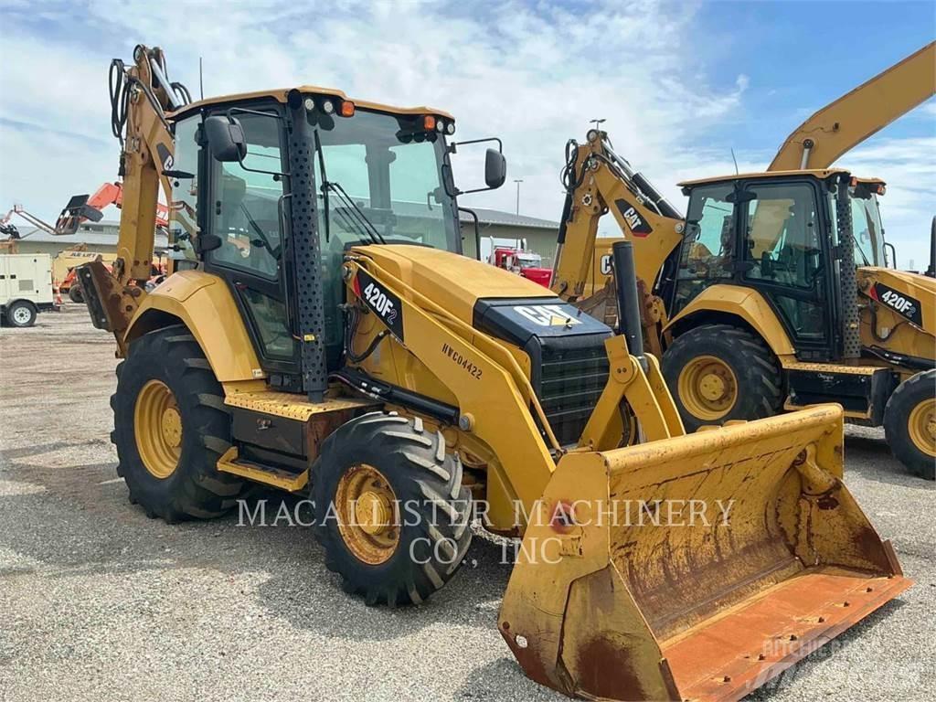 CAT 420F2ST Экскаваторы-погрузчики