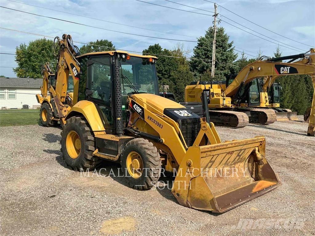 CAT 420F2ST Экскаваторы-погрузчики
