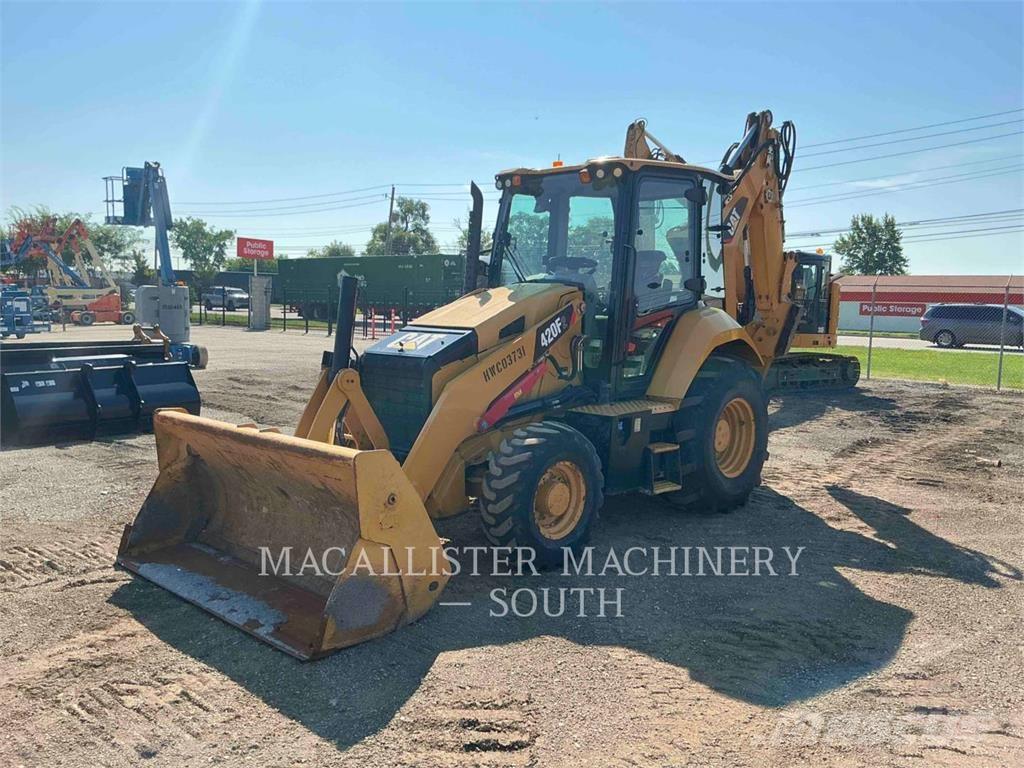 CAT 420F2ST Экскаваторы-погрузчики