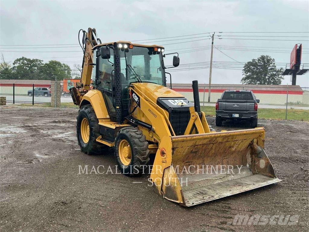 CAT 420F2ST Экскаваторы-погрузчики
