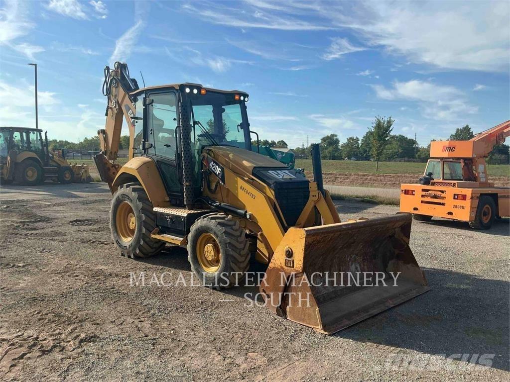 CAT 420F2ST Экскаваторы-погрузчики