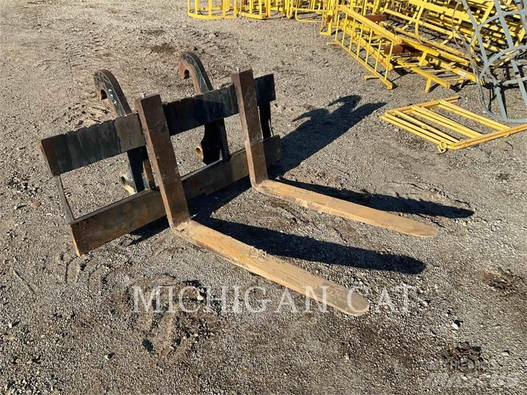 CAT 420FIT A Экскаваторы-погрузчики