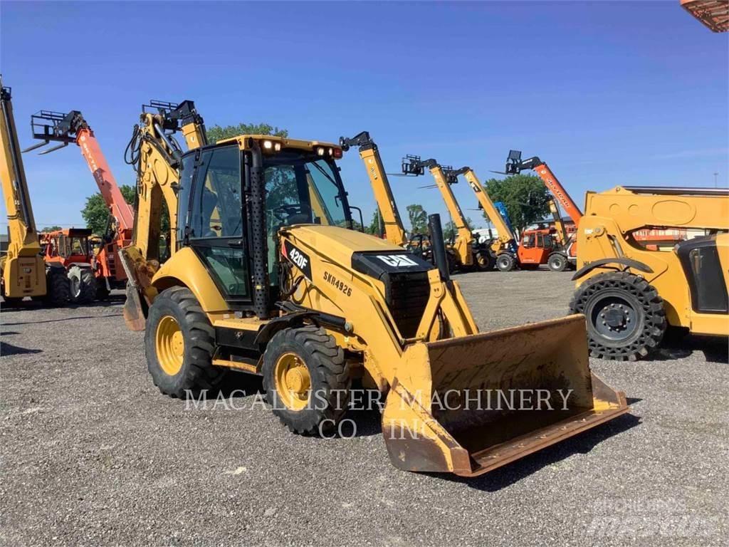 CAT 420FST Экскаваторы-погрузчики