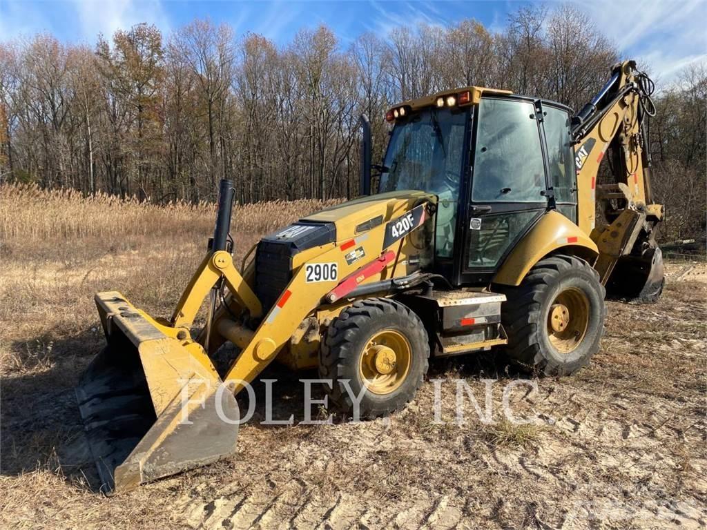 CAT 420FST Экскаваторы-погрузчики
